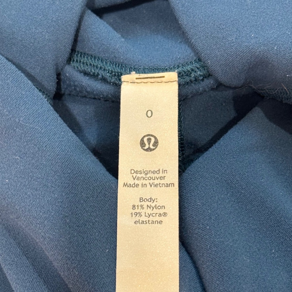 Lululemon Align Biker Shorts Womens 0 Teal Blue Nulu High Rise 6" Inseam Yoga - Picture 3 of 8